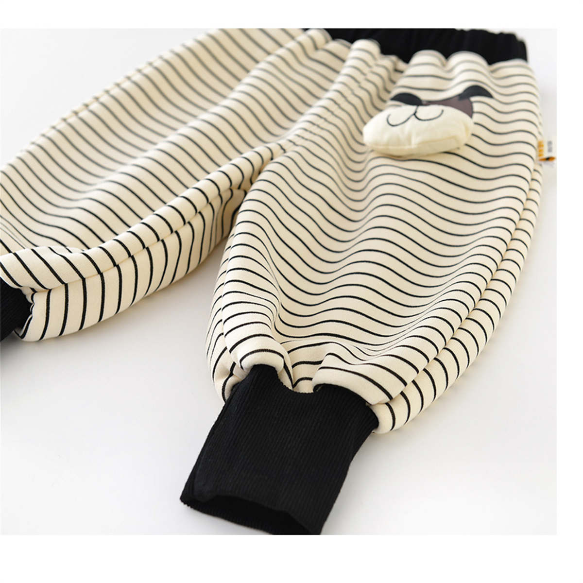 Children&#39;s winter velvet striped sweatshirt one-piece velvet cartoon sweatpants