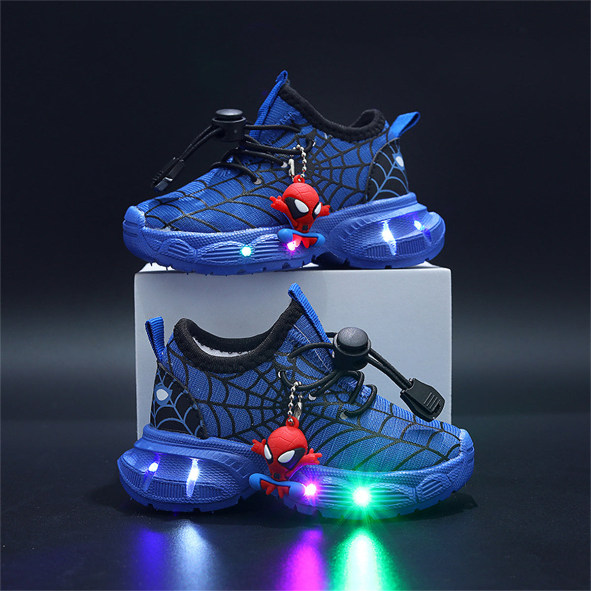 Children's mesh spider web LED light-up sports shoes