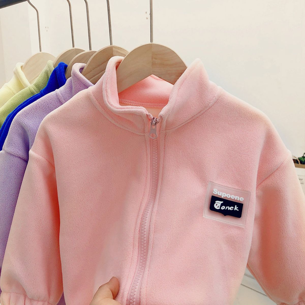 Children's coats, boys' fleece warm autumn and winter clothes, girls' casual tops