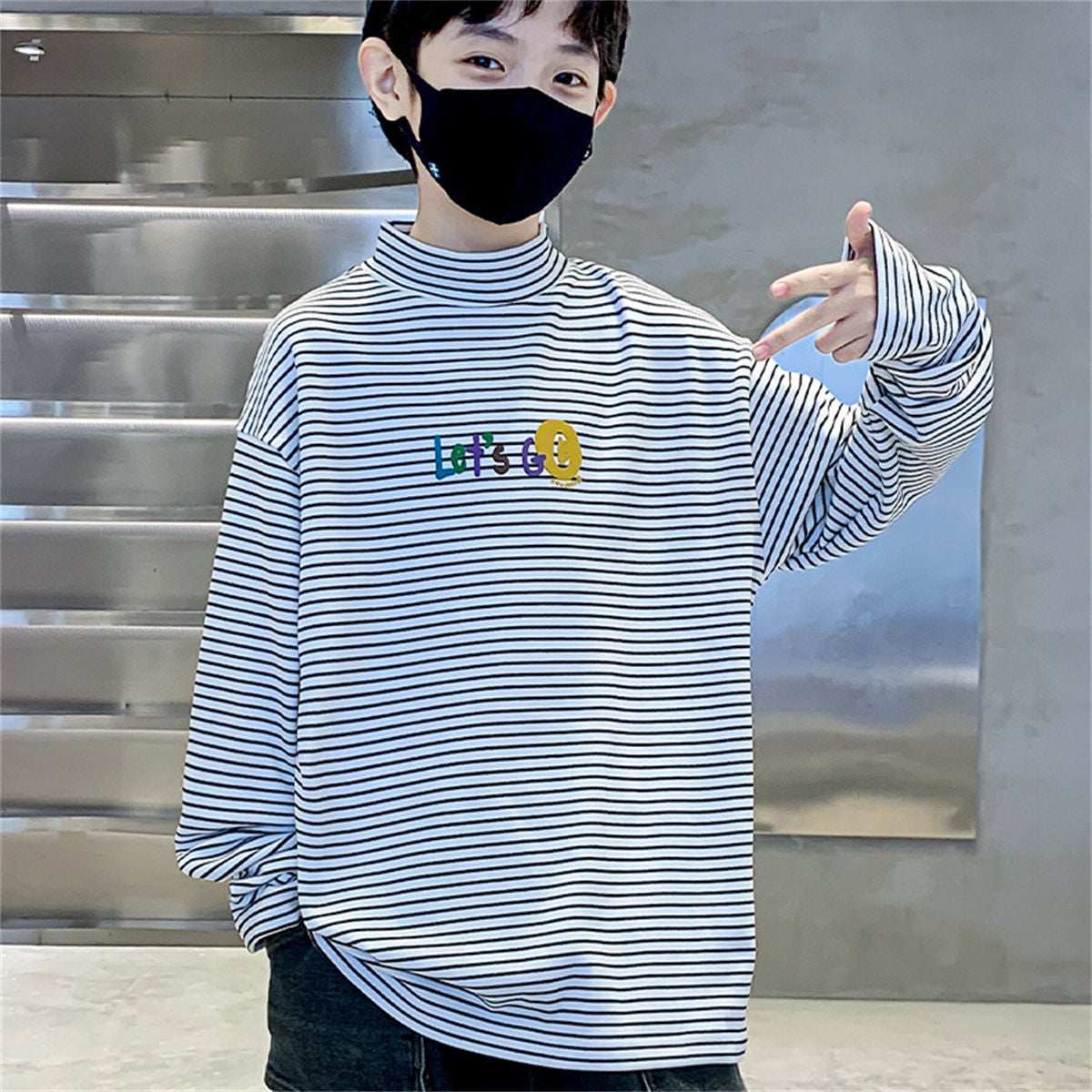 Winter plus velvet cute letter horizontal striped warm bottoming shirt for middle and large boys