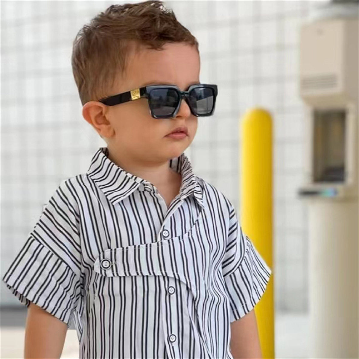 Children's and boys' fashionable retro style square large size UV protection versatile sunglasses