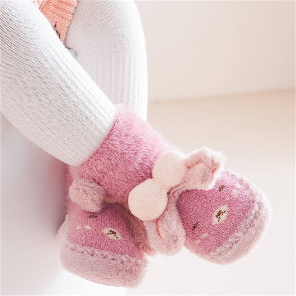 Children's autumn and winter cute plush animals warm breathable soft bottom baby socks