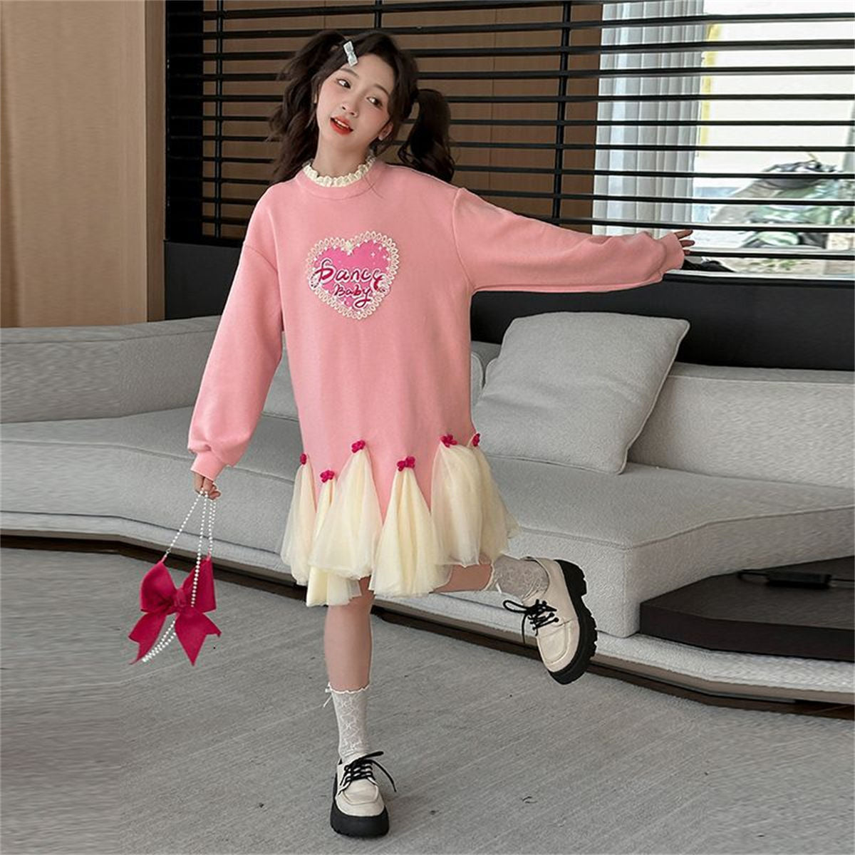 Sweet pink autumn cute bow long-sleeved dress for middle and large girls