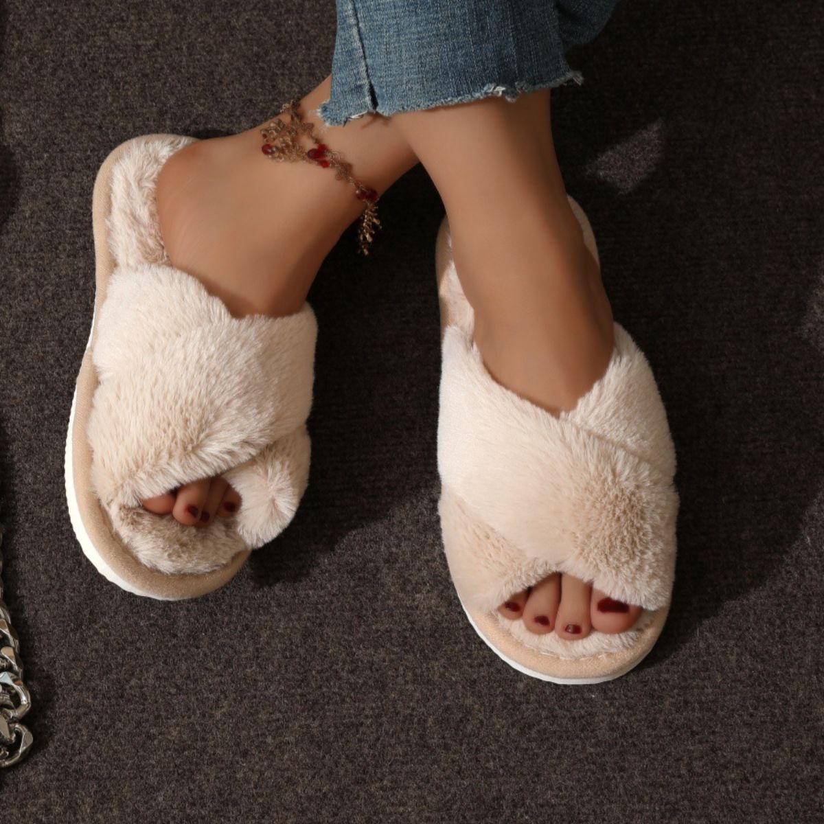 Women's furry cross strap cotton slippers