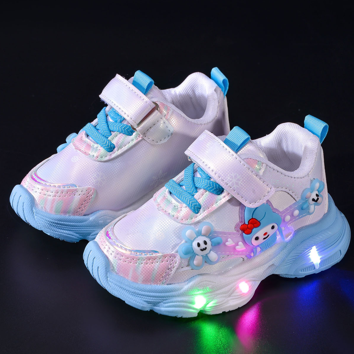 Children's girls' Sanrio cute cartoon style soft sole breathable luminous LED sports shoes