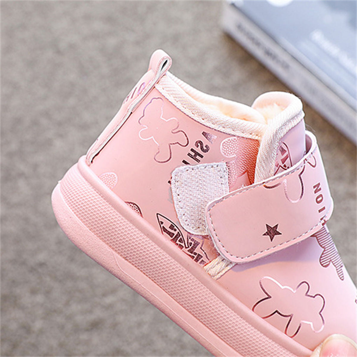 Children's winter velvet cute printed warm waterproof low-top cotton shoes for boys and girls