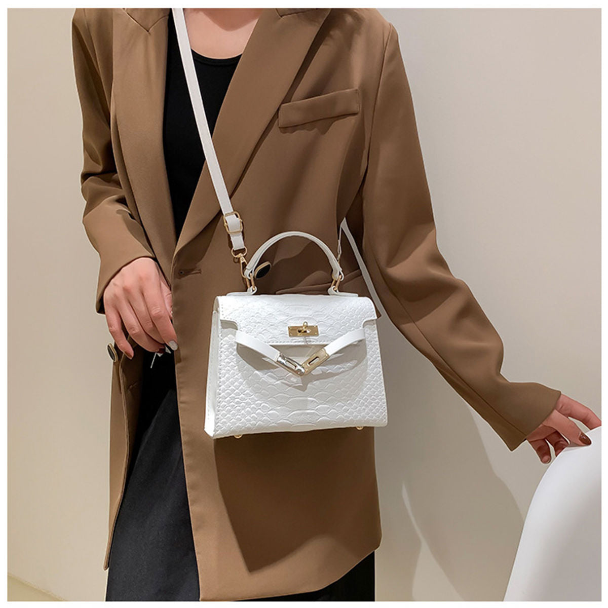 Ladies high-end versatile crossbody solid color shoulder bag