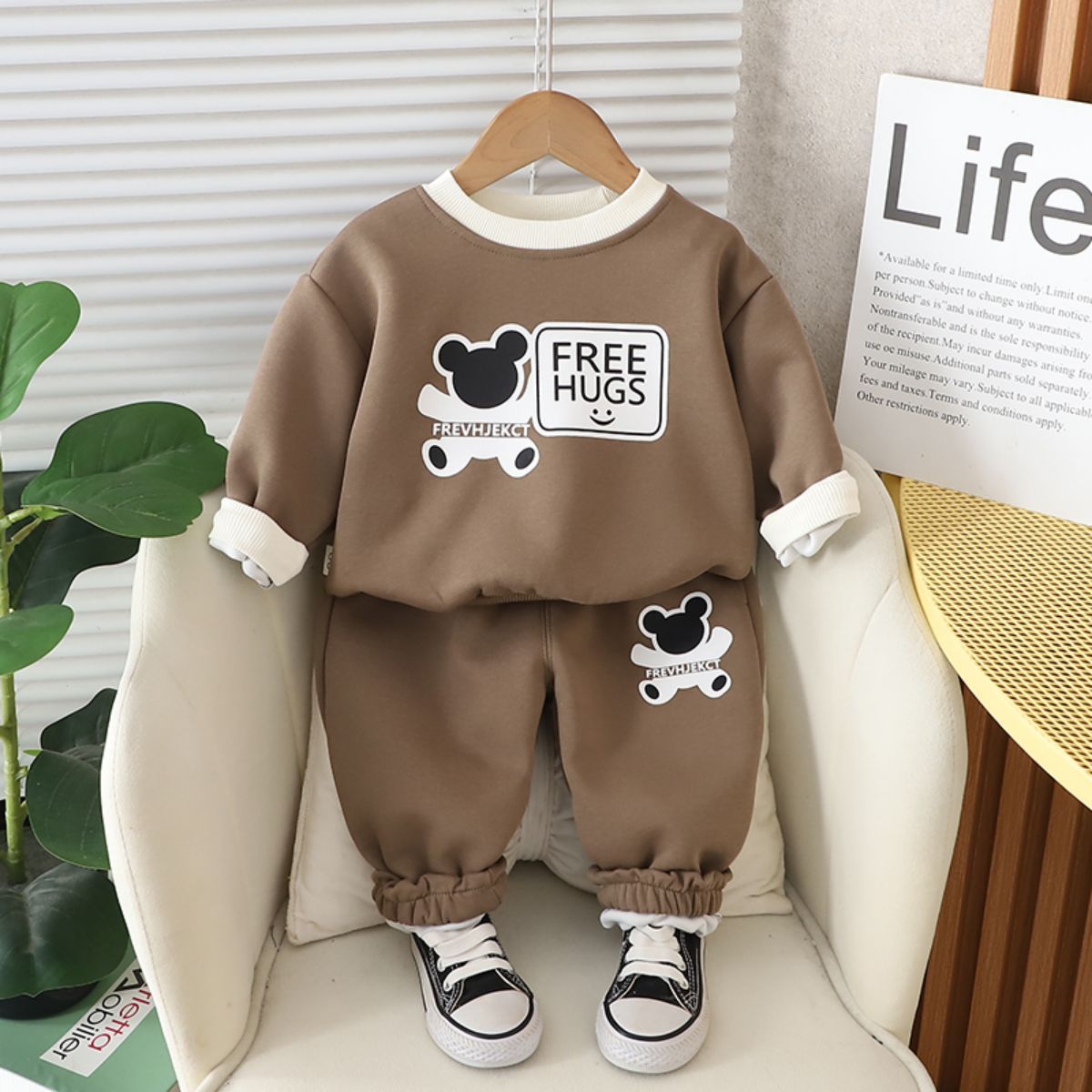 Boys Spring and Autumn Sweater Suit New Children Spring and Autumn Sports Trend Handsome Boys Small Children Western Style