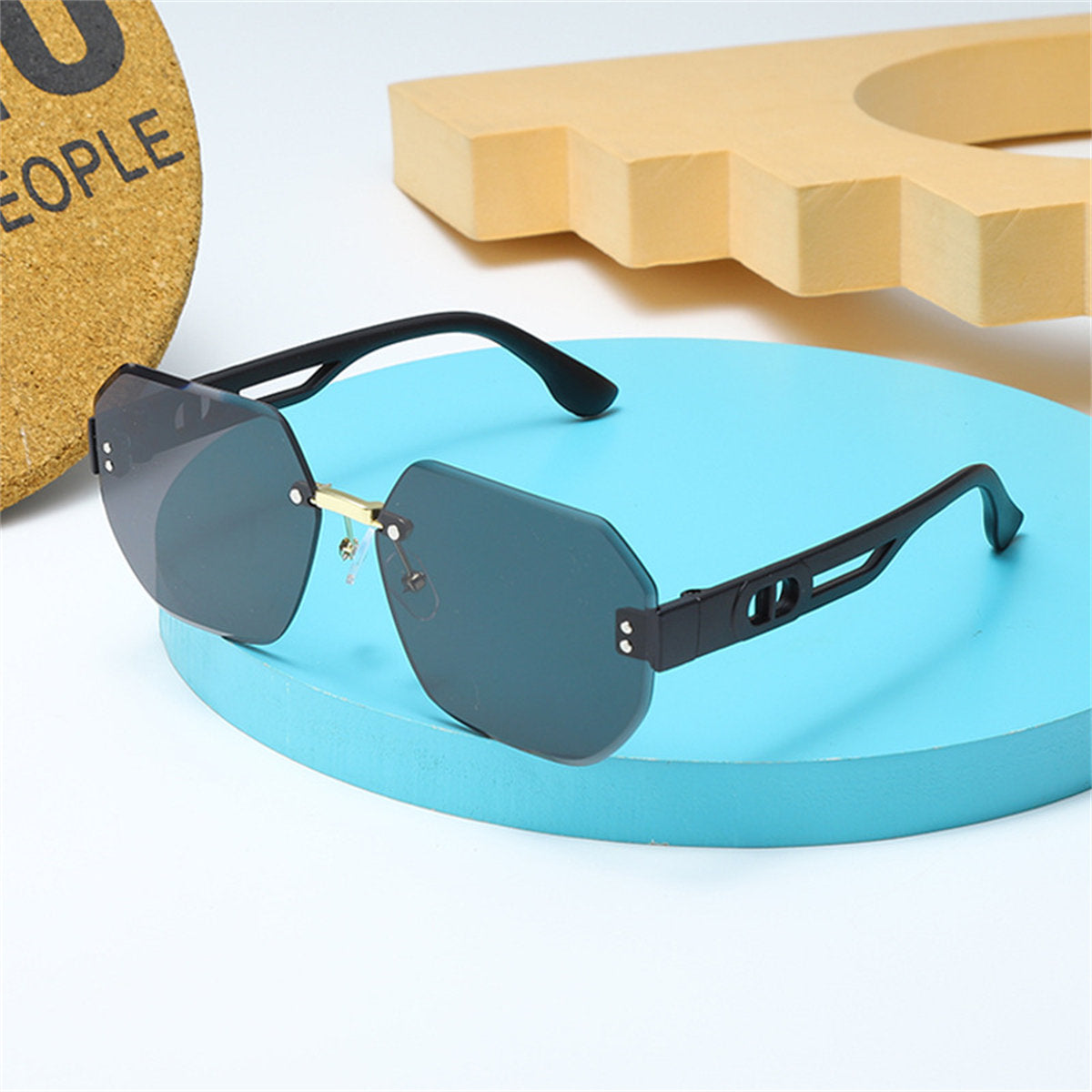 Children's advanced all-match style UV protection frameless polygonal large sunglasses