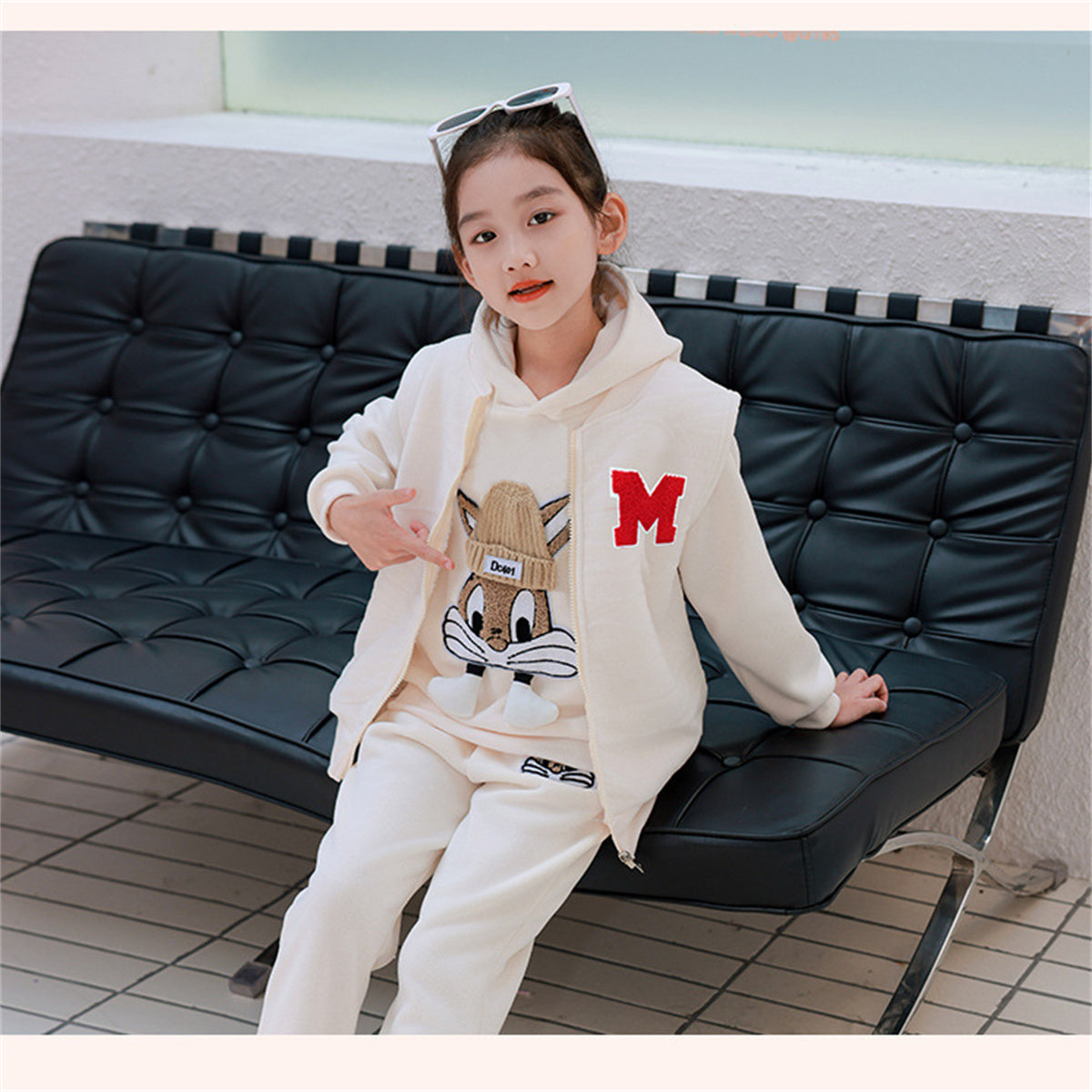 Girls autumn and winter three-piece suits plus velvet and thick sports casual style cute pattern multi-piece suit