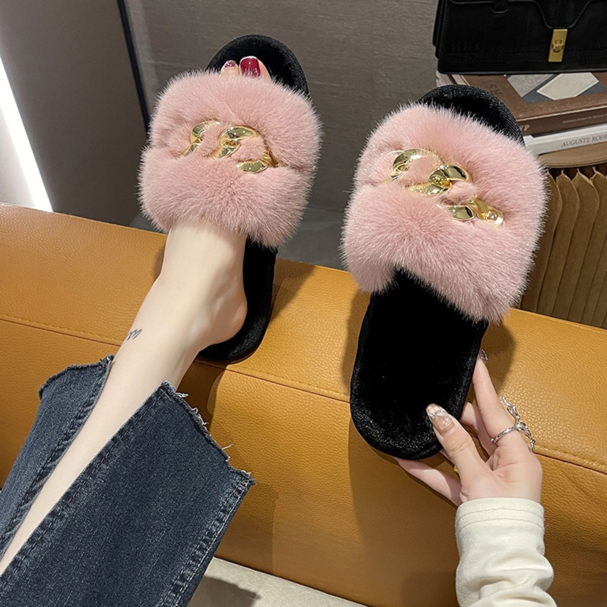 Metal chain fur slippers for women fashionable warm large fur flat heel flip flops