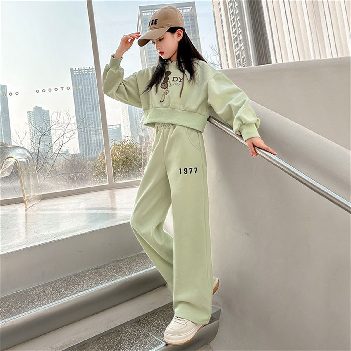 Fashion casual student sports style suit girl hooded sweater children's clothing