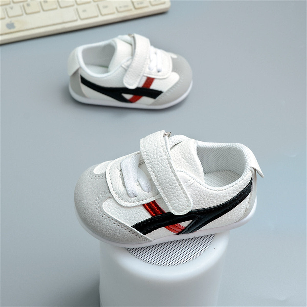 Simple lines style leather waterproof, non-slip and shock-absorbing toddler shoes for boys and girls